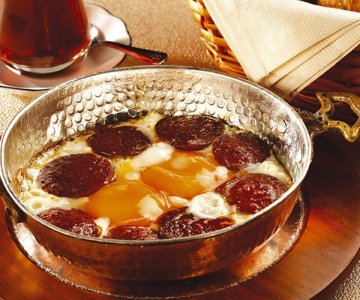 Sucuklu Yumurta