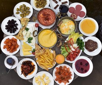 Serpme Kahvaltı (İki Kişilik)