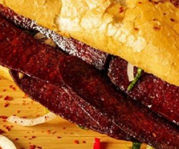 Ekmek Arası Sucuk